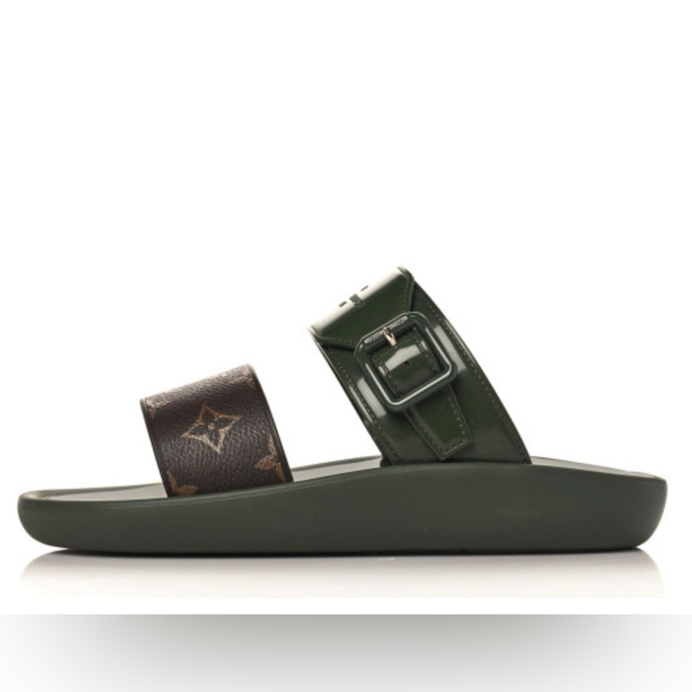 LOUIS VUITTON Monogram Sunbath Flat Mule Sandals.